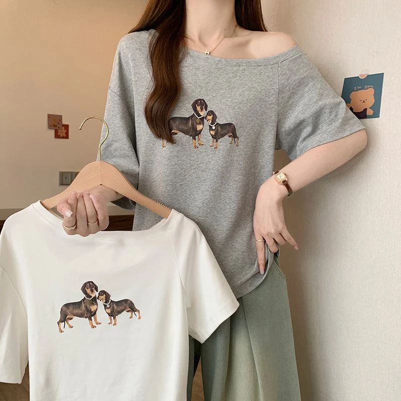 时尚港风印花斜肩t恤夏天爆款辣妹短袖小众设计感气质时尚上衣女