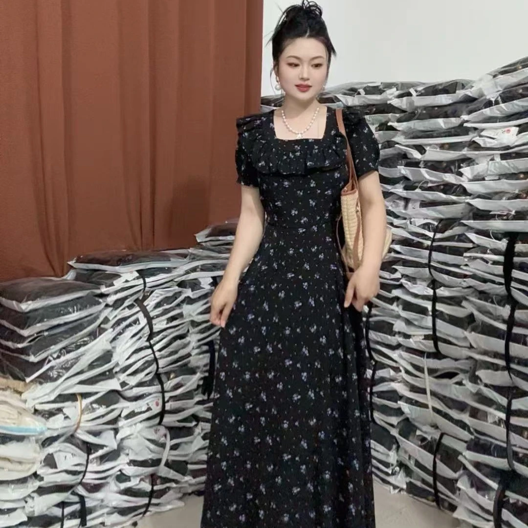 短袖方领碎花连衣裙2025夏季新款洋气高级感显瘦高腰长款裙子