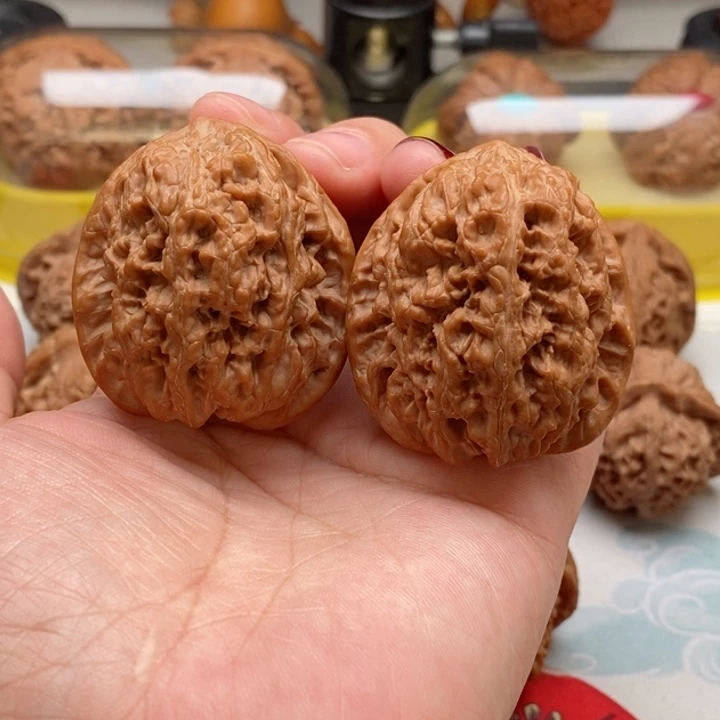 文玩核桃吊坠40将军