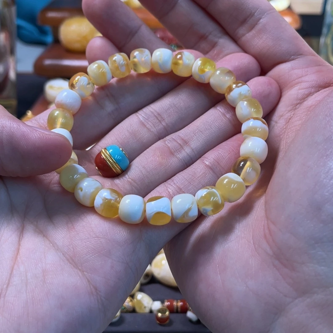 琥珀珠宝奇石未镶嵌。**！2