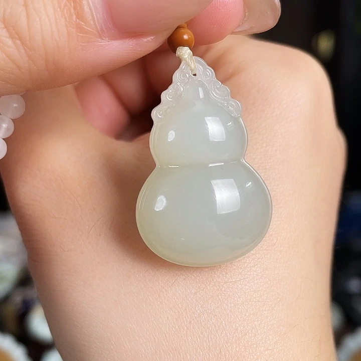 和田玉未镶嵌颈饰定制发货