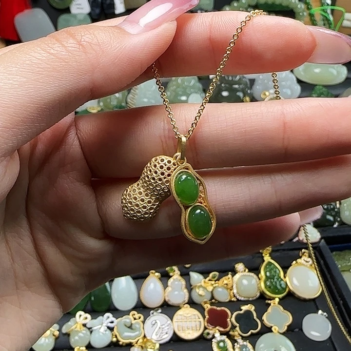 和田玉银S925镶嵌吊坠(赠链)