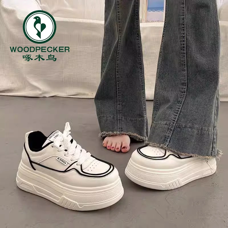 啄木鸟百搭松糕小白鞋女春季小众厚底板鞋2025新款增高休闲运动鞋