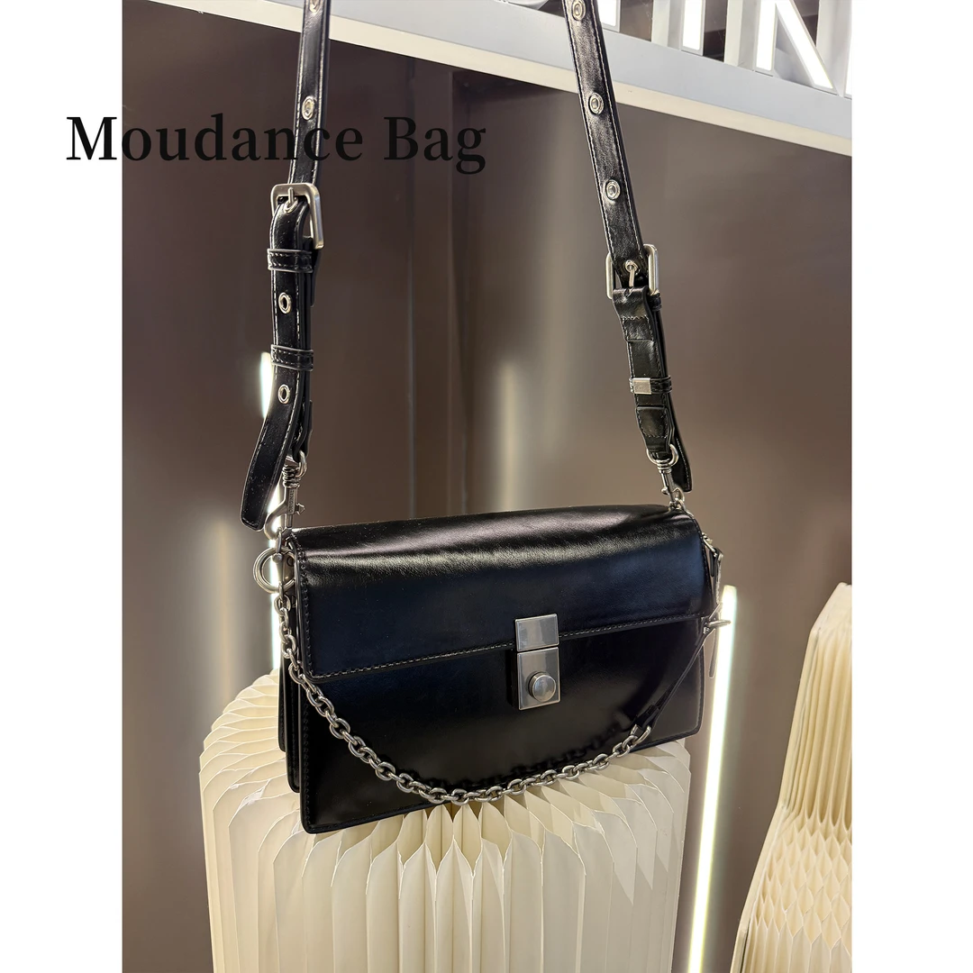 【米兰走秀】Moudance 新款洋气时尚链条女包洋气百搭小众设计9735