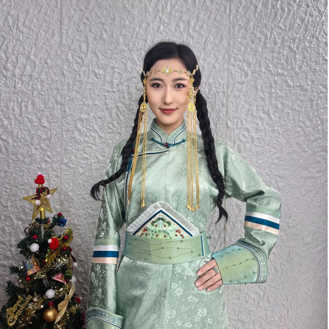 小众设计网红民族风豆绿色传统蒙古长袍
