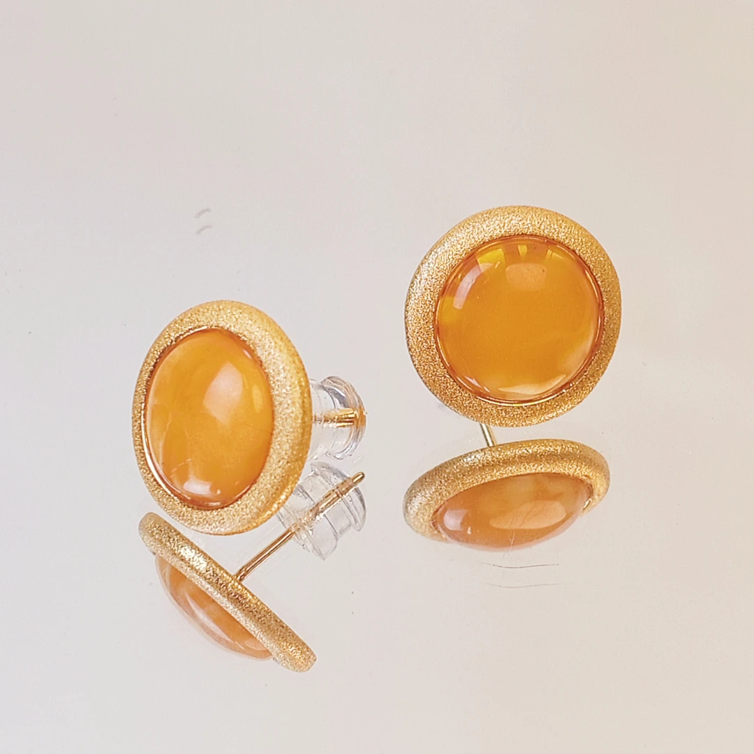 蜜蜡s925镶嵌圆形耳钉