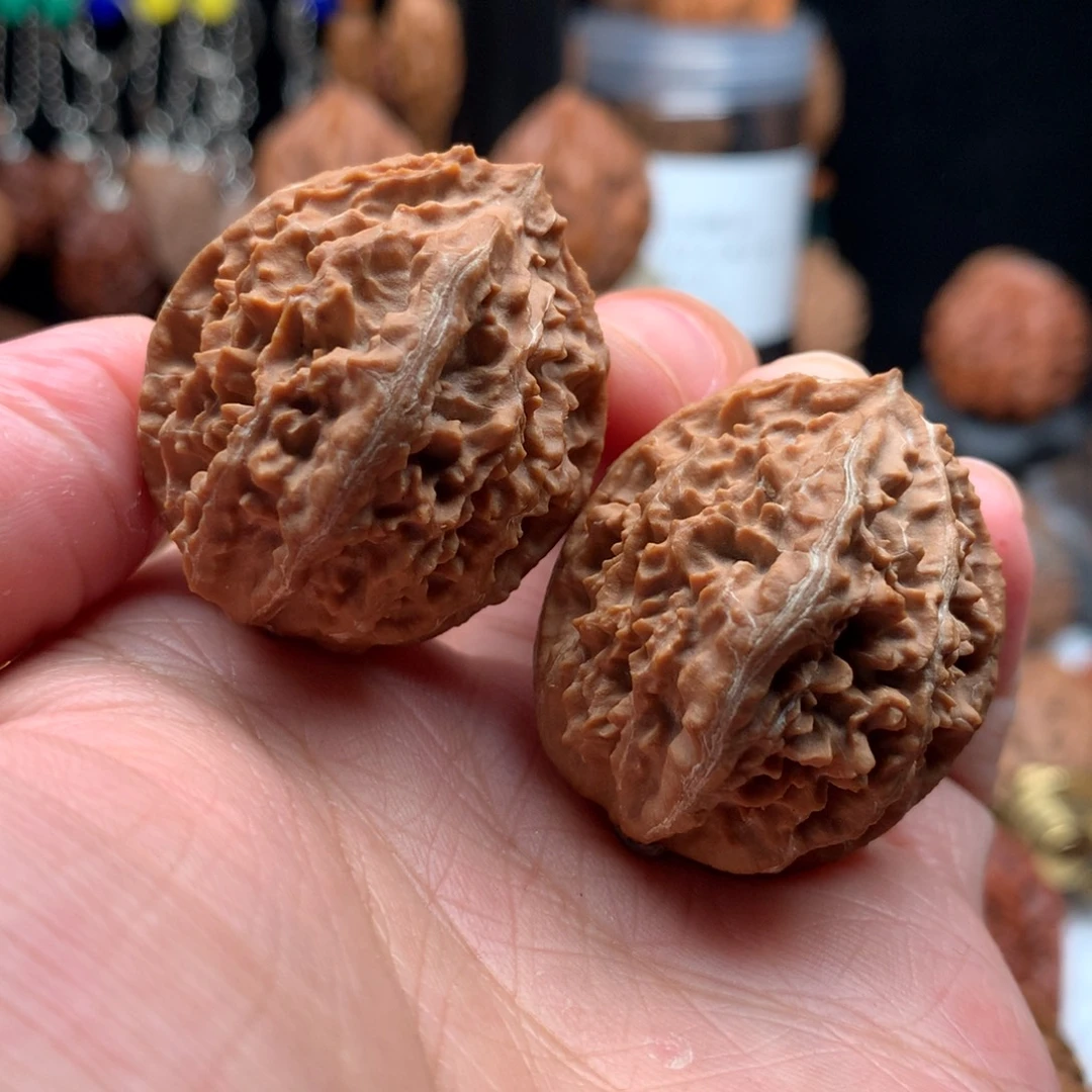 文玩核桃吊坠小武核桃15