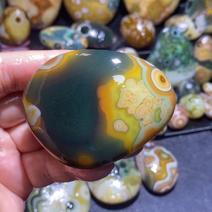 玛瑙/玉髓未镶嵌珠宝半成品121