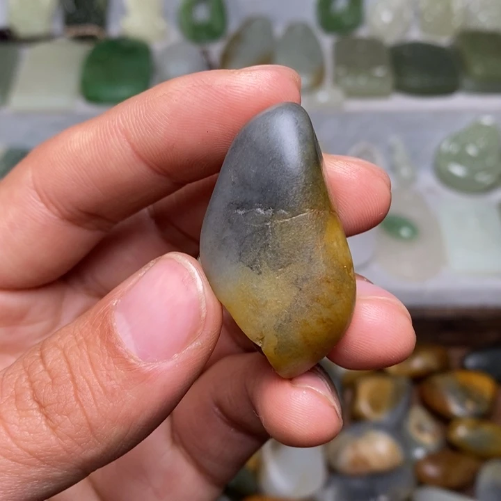 和田玉玉石原石籽玉未镶嵌