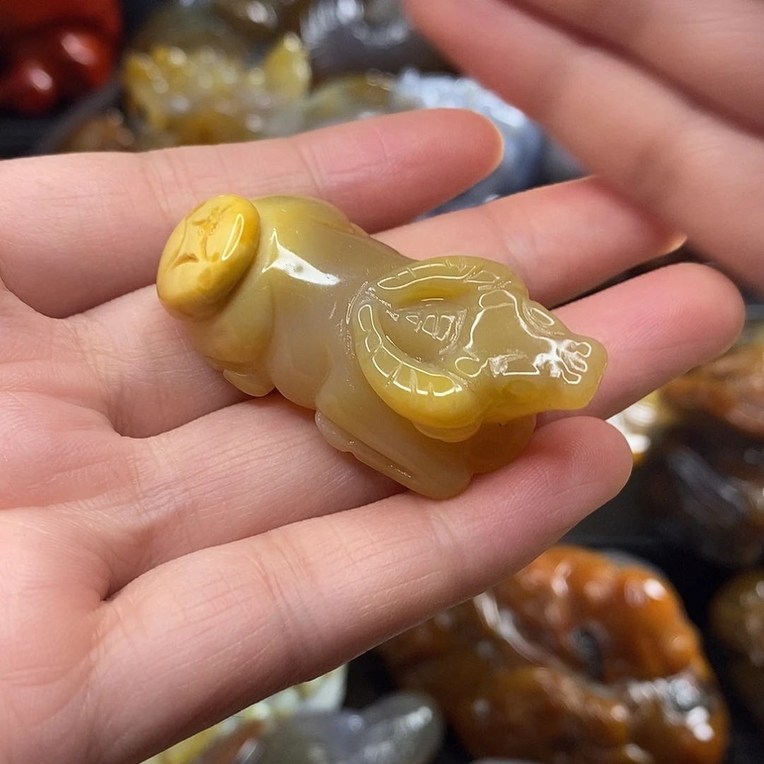 玛瑙/玉髓未镶嵌吊坠