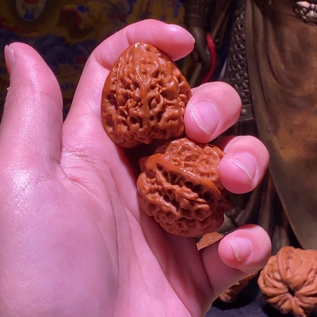 文玩核桃吊坠酸****鱼文玩核桃10级