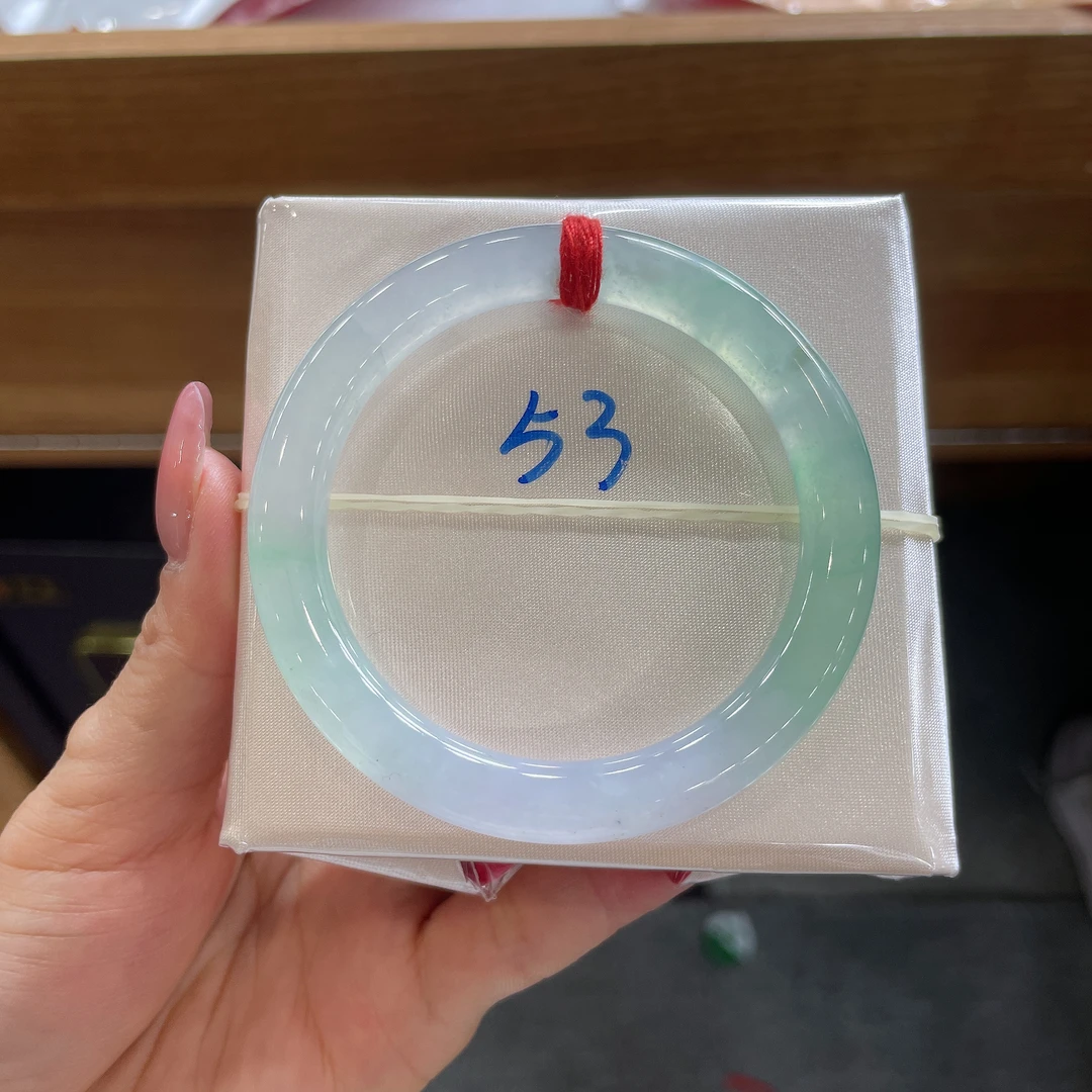 （春彩系列）53圆条冰种翡翠手镯