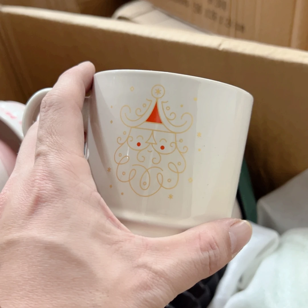盘小姐姐家瓷器很漂亮圣诞老人杯