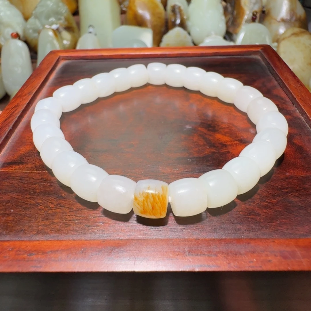 和田玉未镶嵌手串