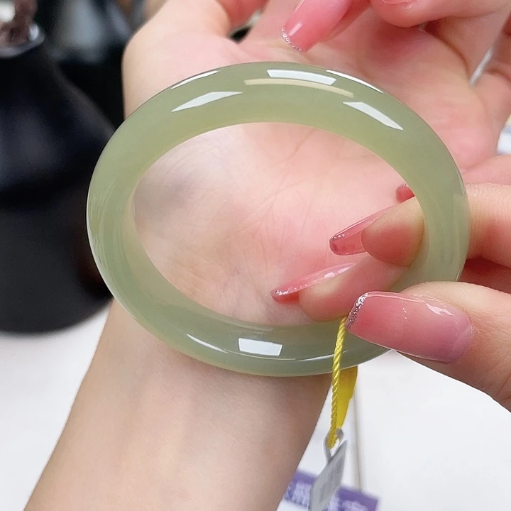 和田玉手镯53未镶嵌