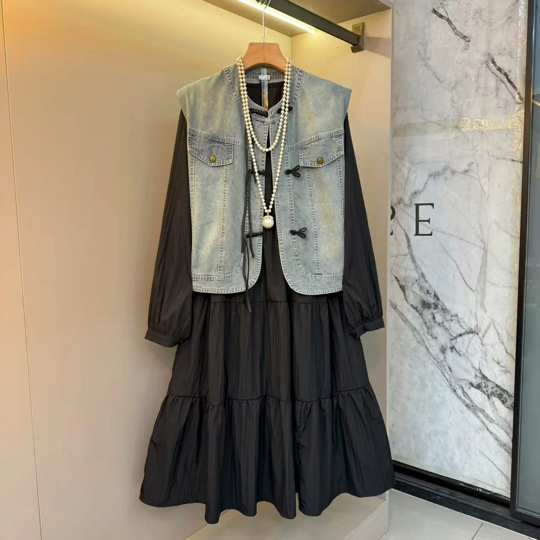 2025秋季新款新中式盘扣牛仔马甲+连衣裙时尚气质显瘦两件套8723