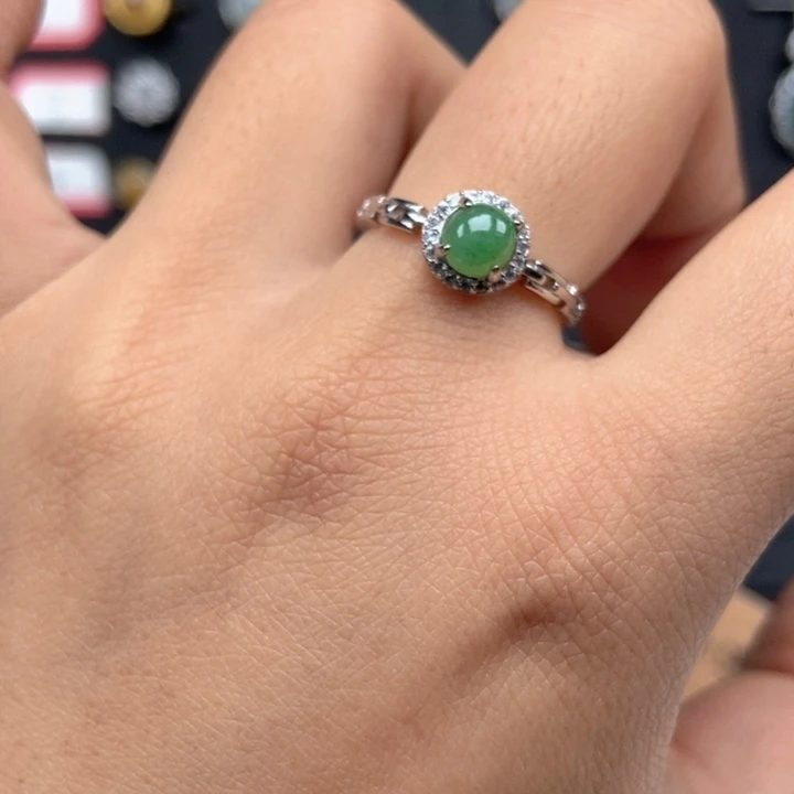 翡翠未镶嵌戒指戒指