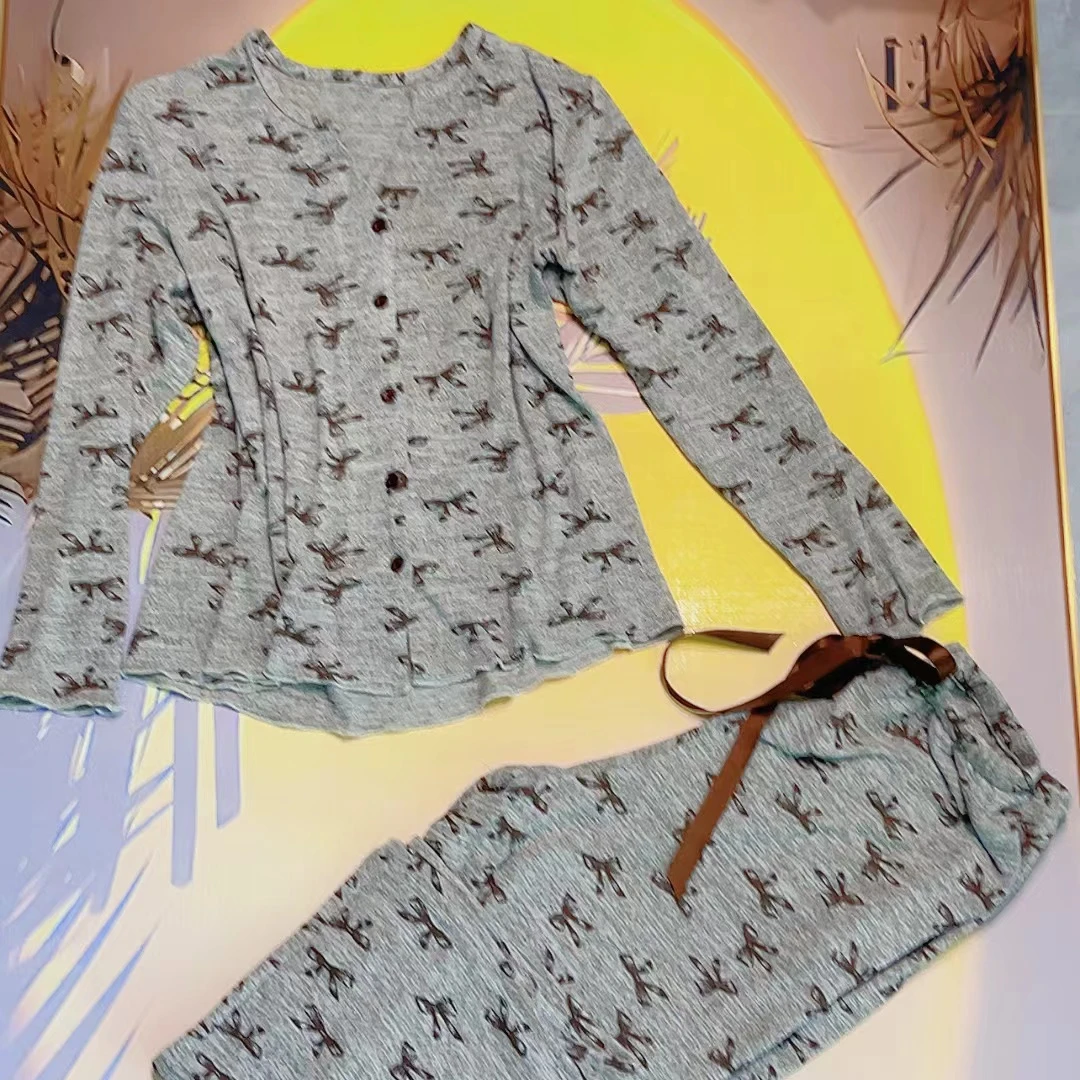 长袖翻领蝴蝶V领睡衣家居服套装印花上衣圆领