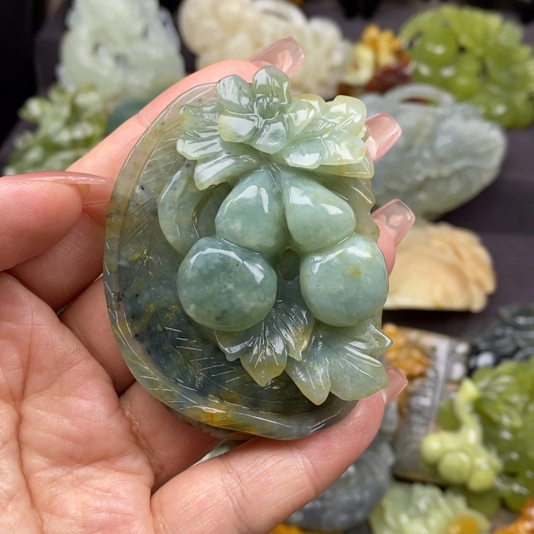 蛇纹石玉未镶嵌吊坠(赠链)