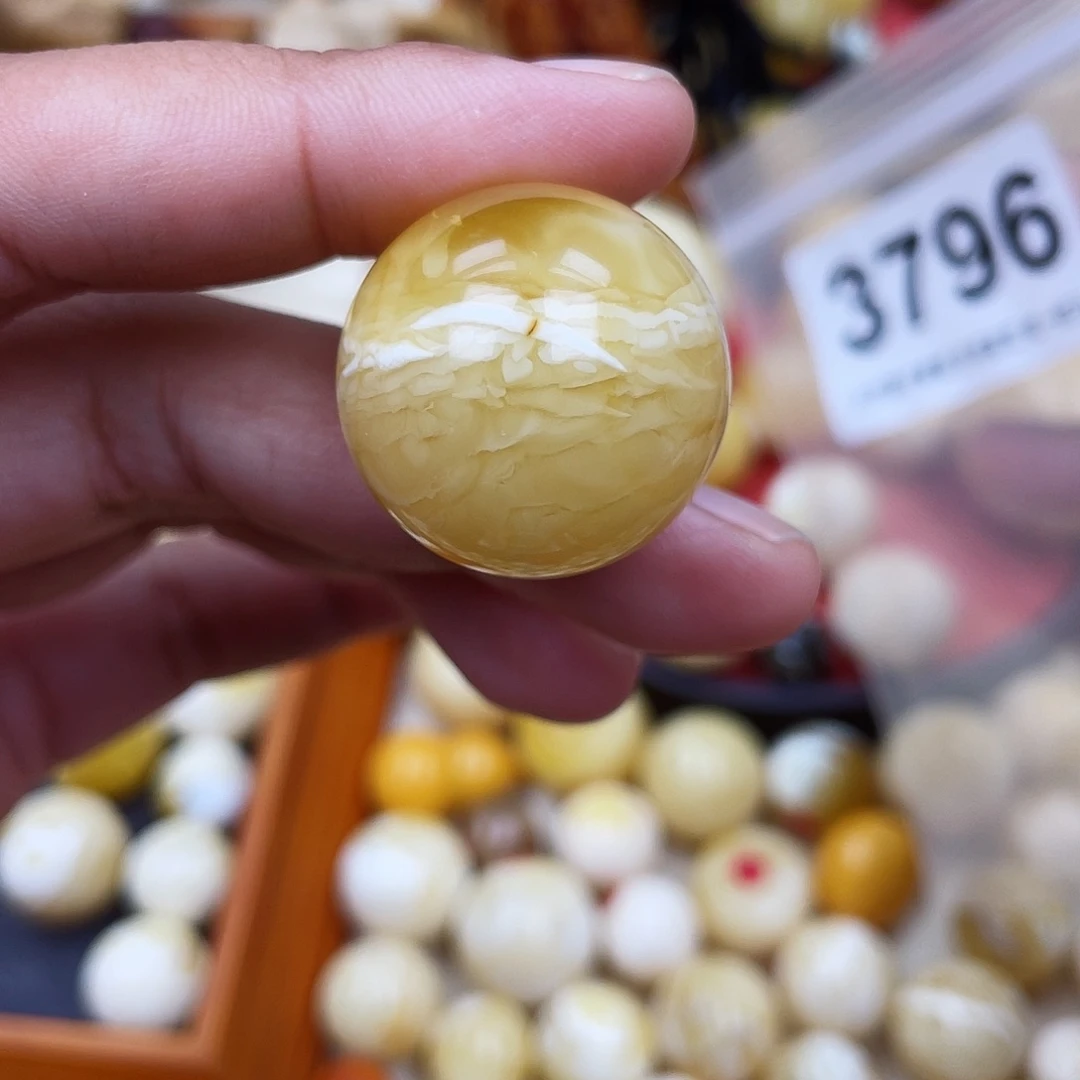 蜜蜡未镶嵌珠宝奇石冰片25