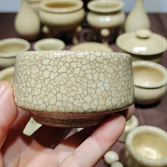 龚东华老师梅花墨纹作品