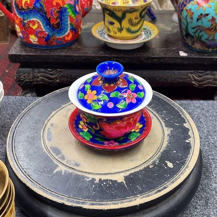 獬***豸瓷片摆件工艺品有限公司的