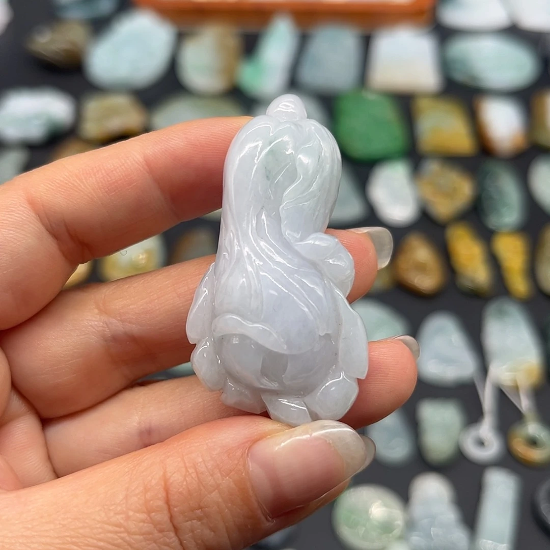 【闪购商品】翡翠颈饰未镶嵌白菜