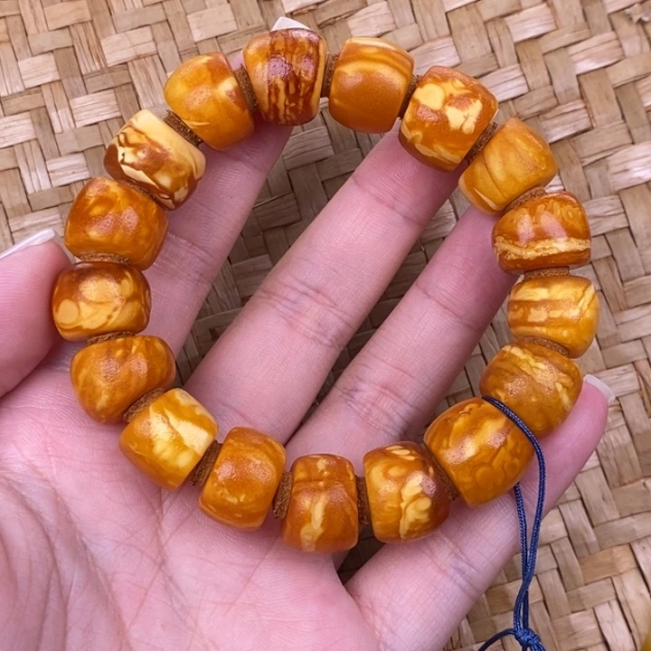 春***开未镶嵌琥珀裸石蜜蜡T
