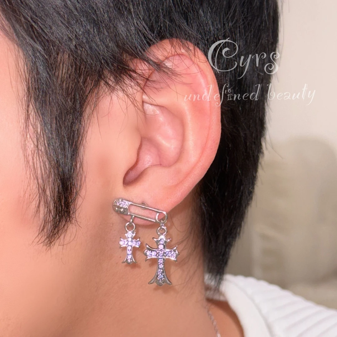 925银耳饰 克芮司Cyrs |【构秘】银针原创高级银色镶钻十字架耳钉
