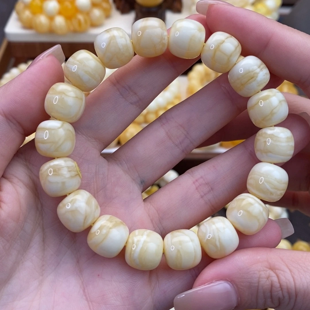 蜜蜡未镶嵌裸石手链