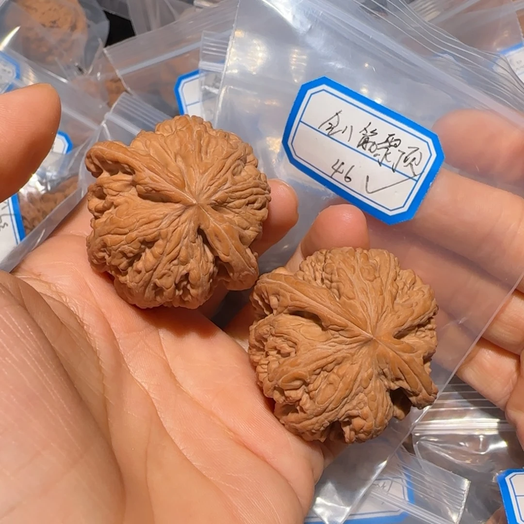 张***爷吊坠文玩核桃飞飞飞飞