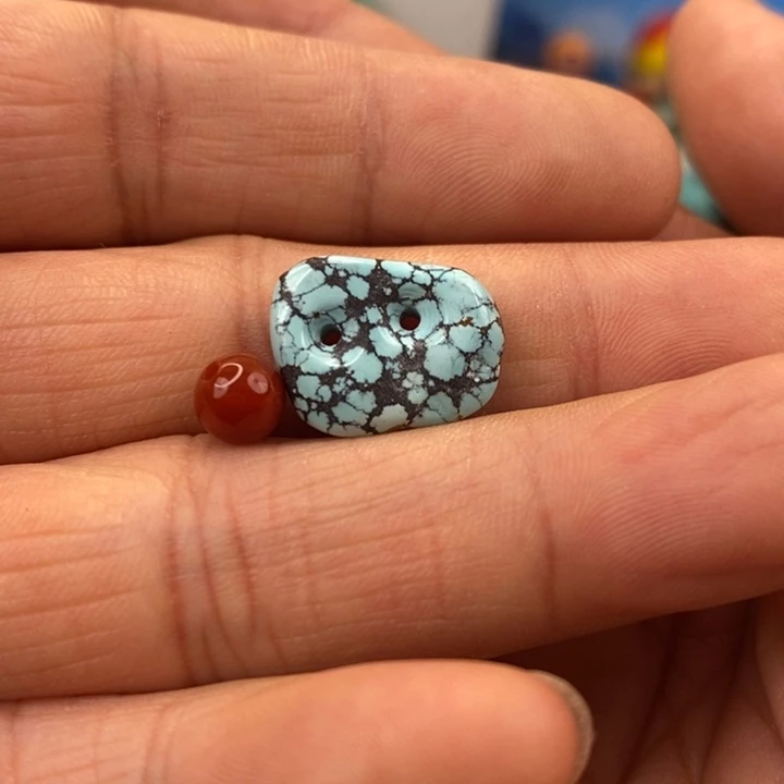 南红玛瑙未镶嵌珠宝奇石