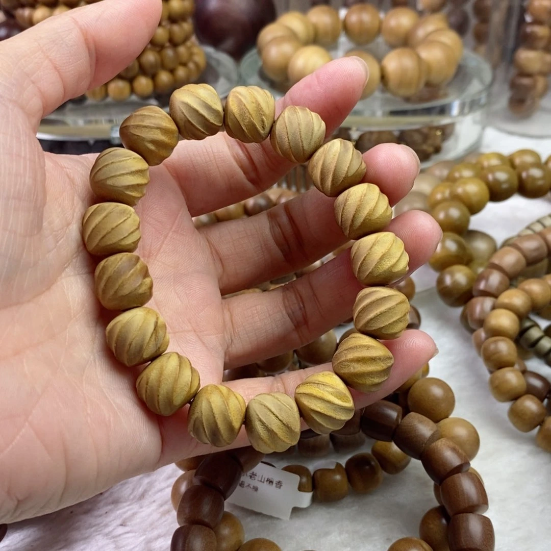 檀香木手串/手链如****?