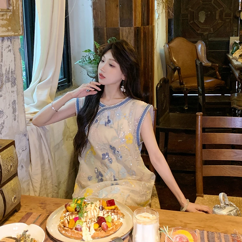 果果家【菘蓝】新中式2025女装夏季宽松中国风无袖刺绣钉珠连衣裙