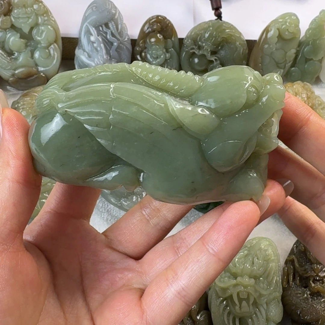 未镶嵌和田玉把件