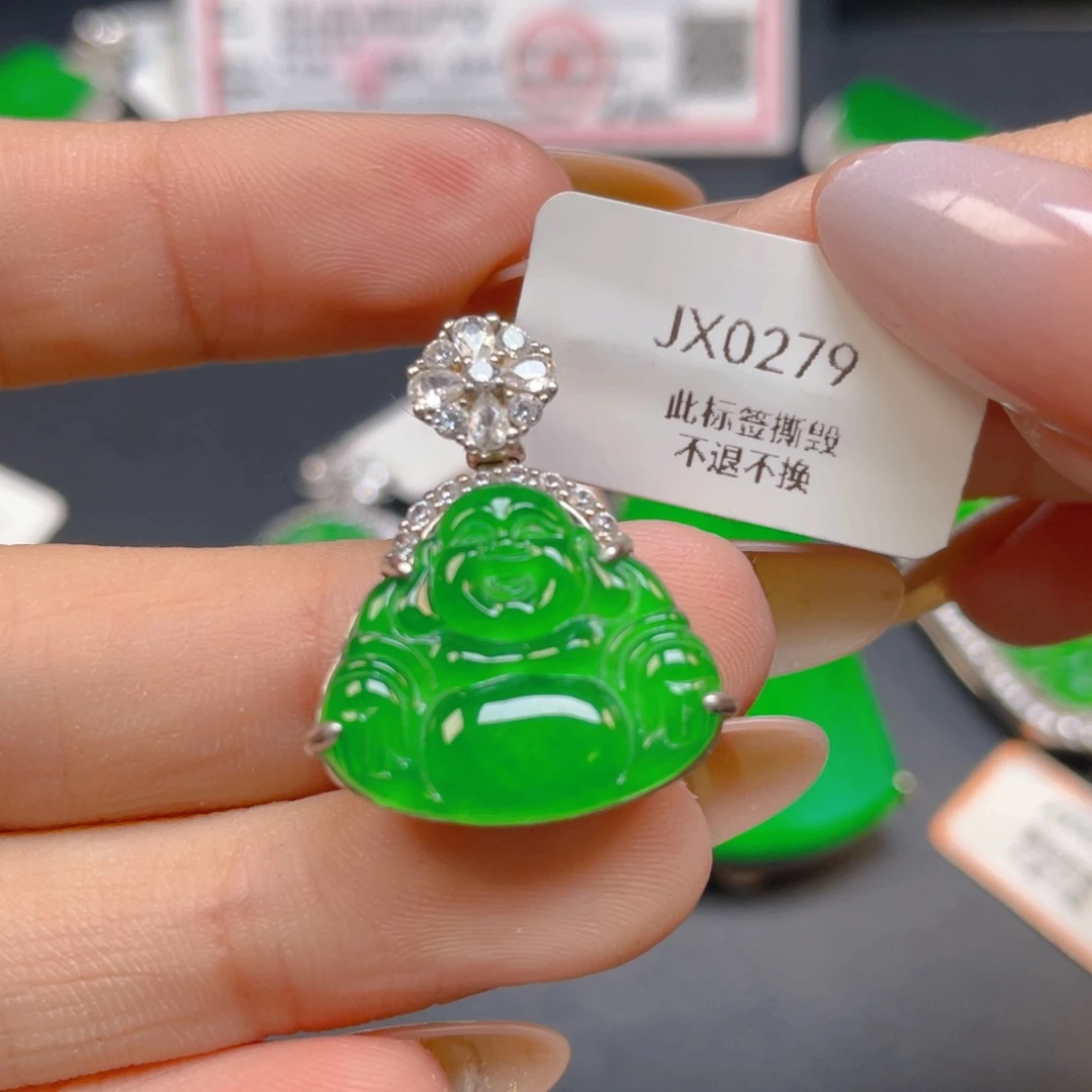 【闪购商品】颈饰银S925镶嵌翡翠翡翠