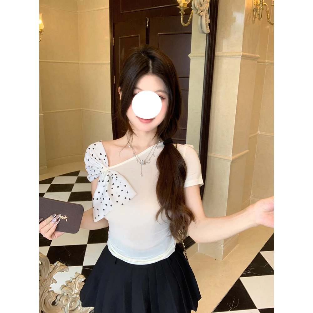 白色纯欲蝴蝶结波点斜肩短袖t恤女夏季设计感小个子内搭修身上衣