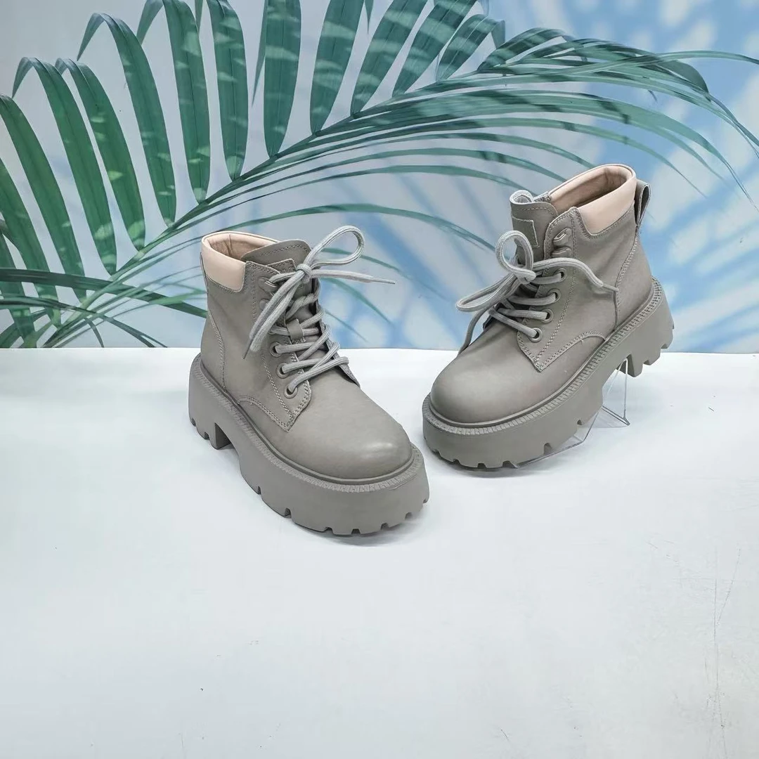 小强家女鞋  甜酷百搭撞色工装靴（C395-4-2）（6633-95049002-463）