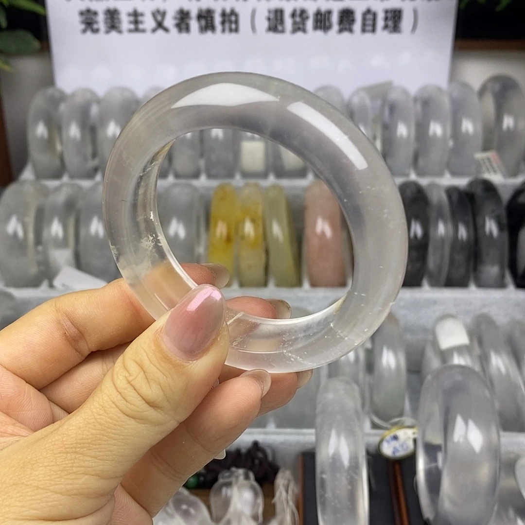 石英质玉未镶嵌手镯52.8黑钢羽毛雪3896