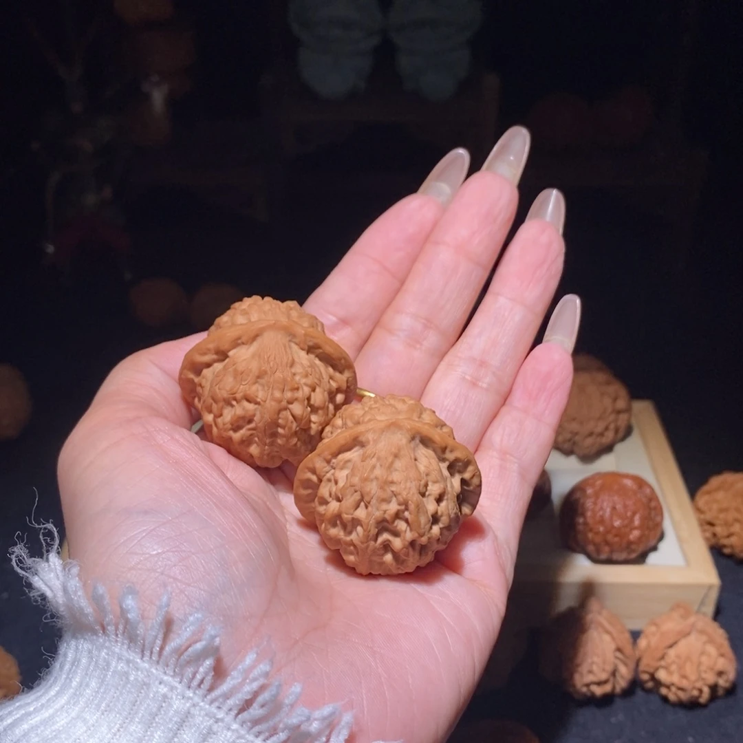 我***在文玩核桃吊坠金牛39