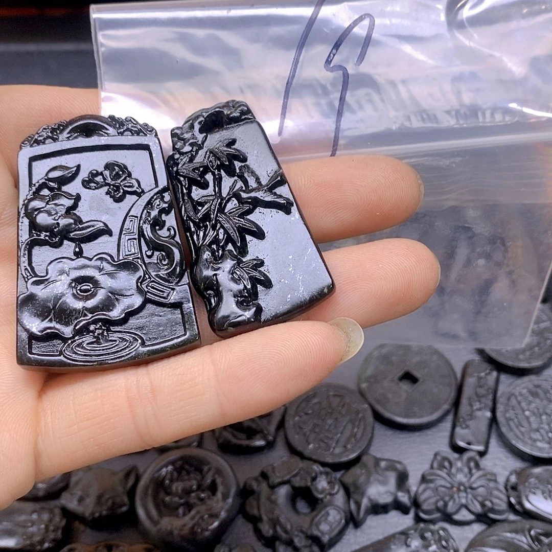 蛇纹石玉颈饰未镶嵌?*嗯19