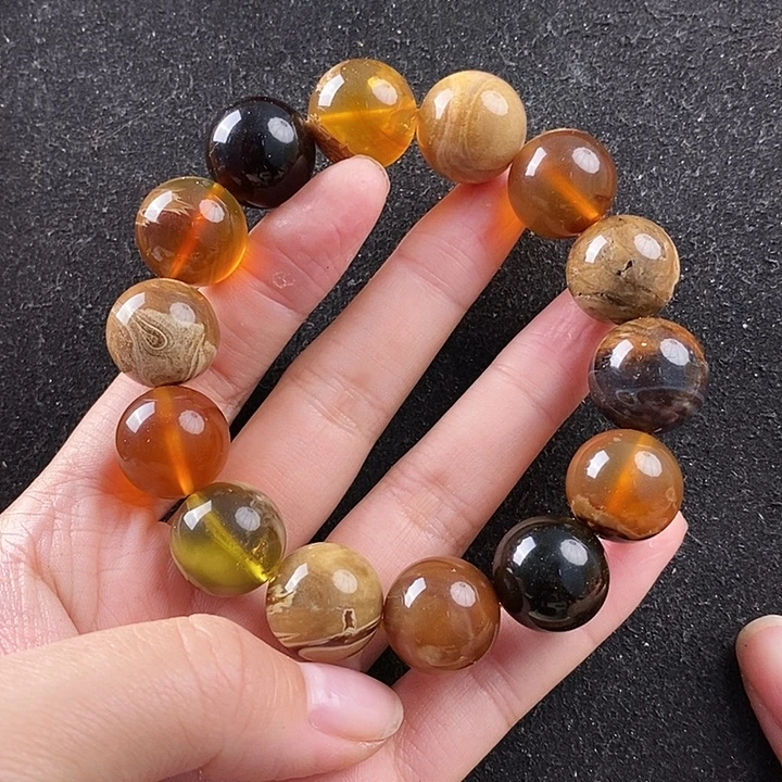 琥珀未镶嵌珠宝奇石