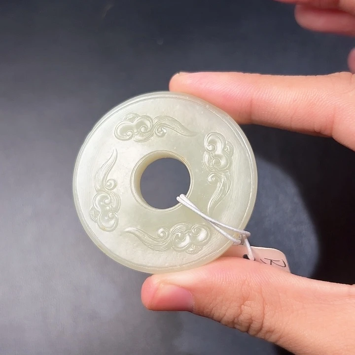 和田玉挂件未镶嵌物****8