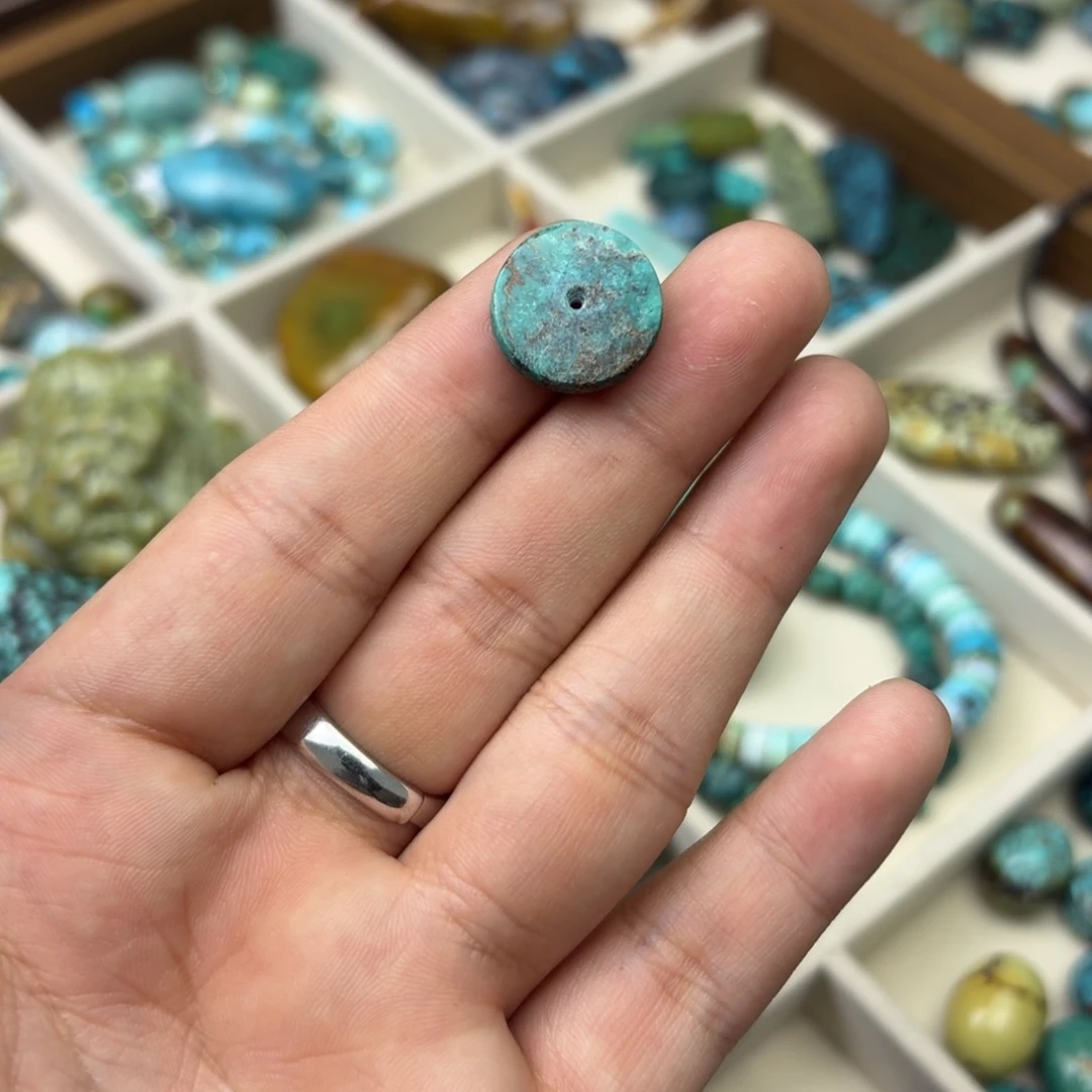 甜***嘿南红玛瑙未镶嵌绿松石