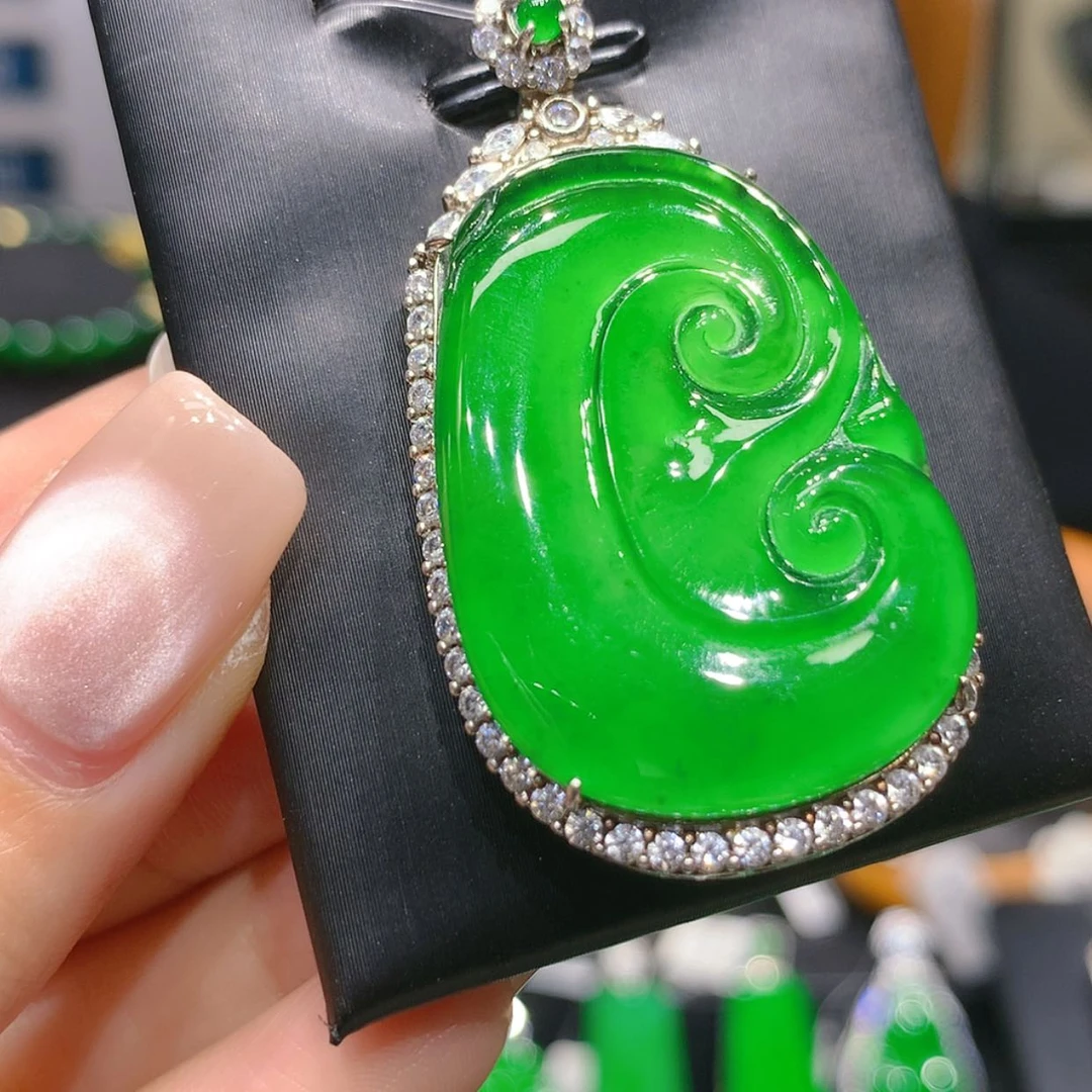 【闪购商品】颈饰银S925镶嵌翡翠5柒姐