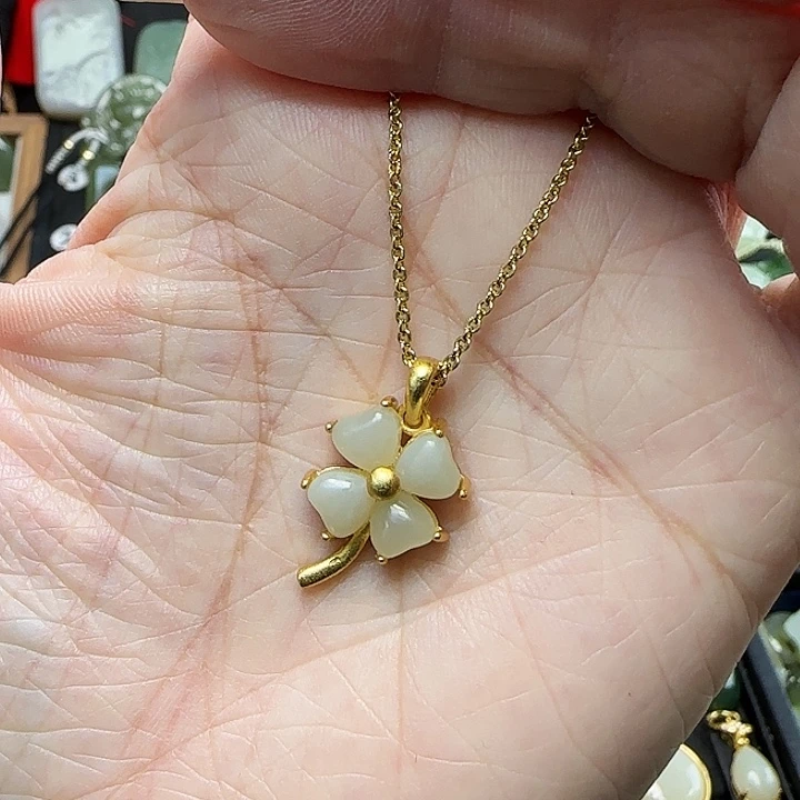 和田玉银S925镀金镶嵌颈饰