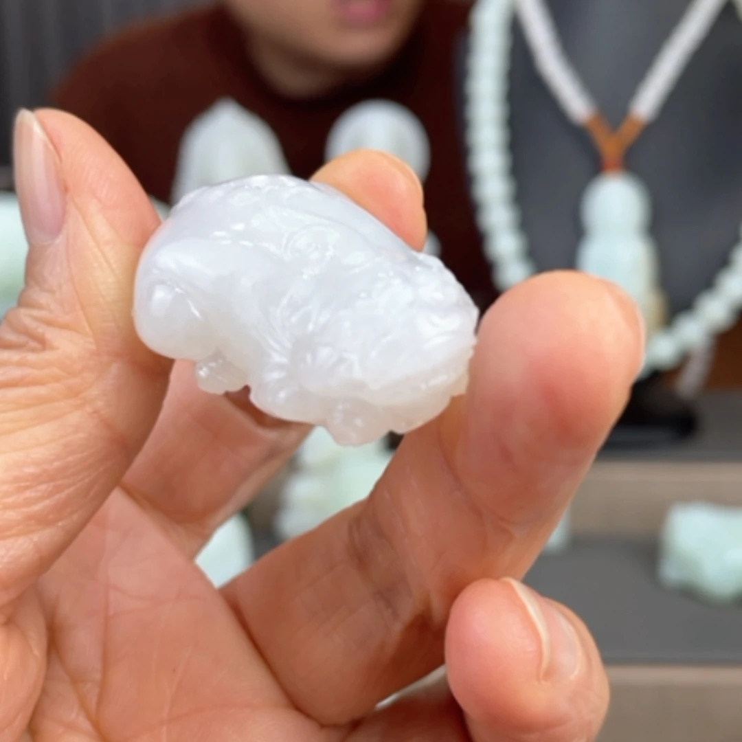 【闪购商品】颈饰未镶嵌和田玉