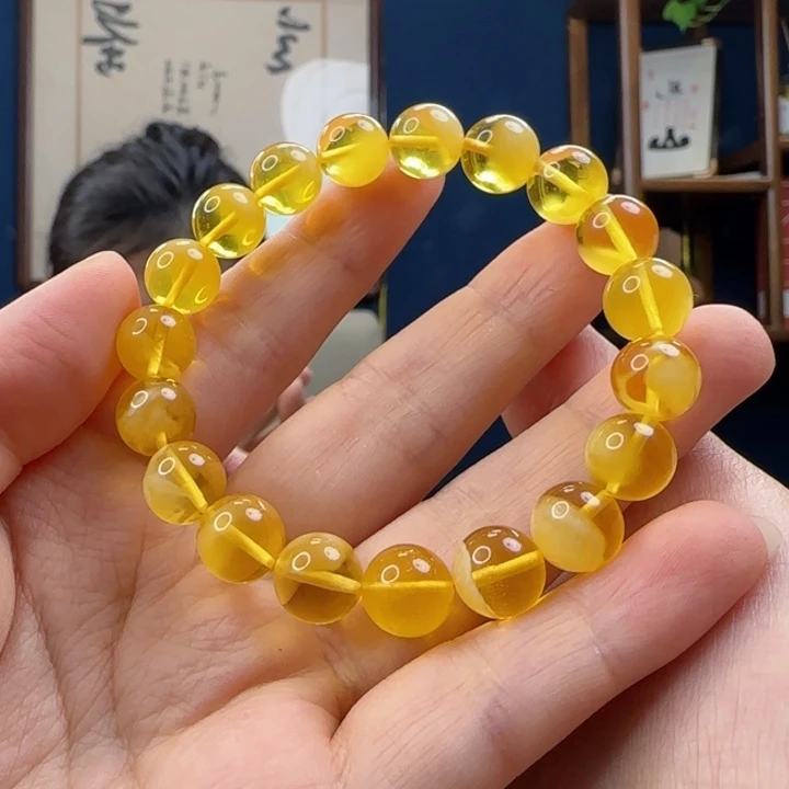 未镶嵌吊坠(赠链)蜜蜡