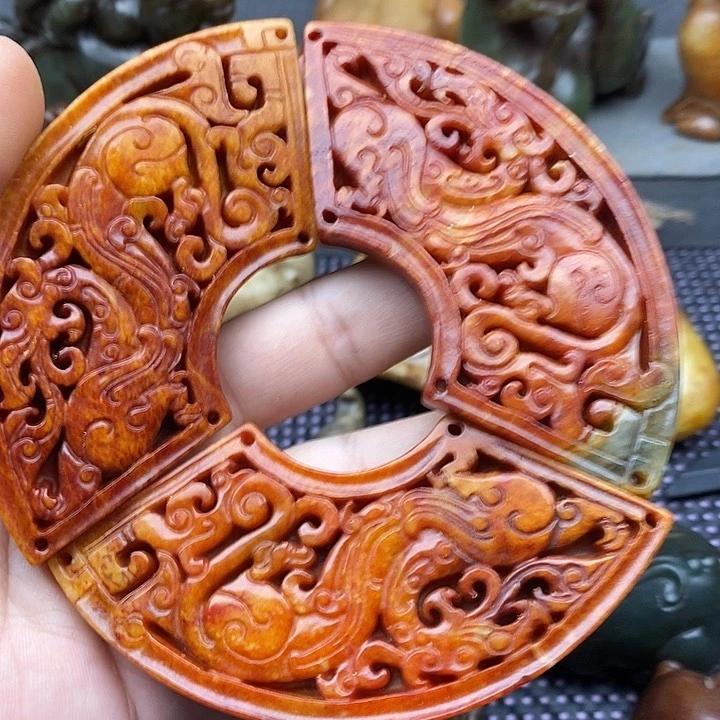 未镶嵌蛇纹石玉颈饰