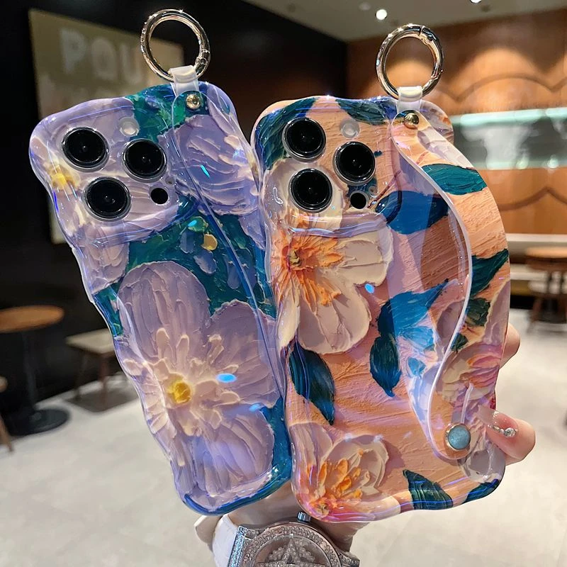 适用苹果系列iPhone16新款手机壳复古莫奈花精孔扭扭边腕带支架